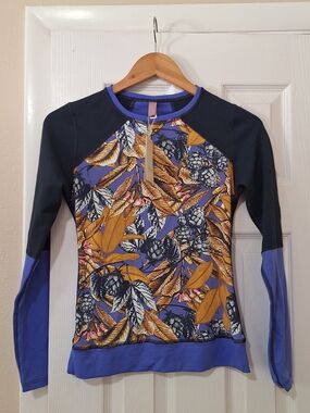 Nwt Maaji Swim Top Size L long Sleeve Swimsuit Top Sun Protection